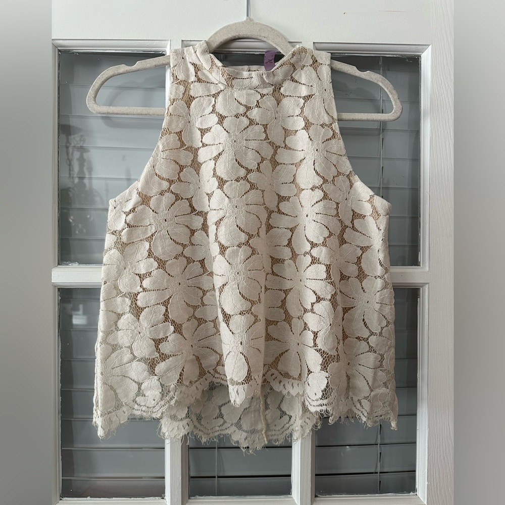 Alya Women’s S Beige Floral Lace Sleeveless High-Low Keyhole Back Top | SKU 0896